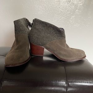 Tom’s ankle boots
